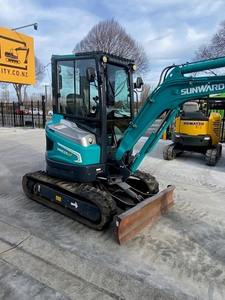 Mini-excavatrice Sunward SWE25UF, poids opérationnel de 2,65 t, creusement efficace et prix avantageux - Product Image 4