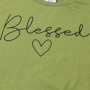 เสื้อยืดสำหรับผู้หญิงพิมพ์ลายโลโก้ออกแบบได้ตามต้องการสำหรับผู้หญิง | แนวสตรีท - Product Image 4