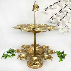 Lanternes en bois rustique et fer noir - Product Image 1