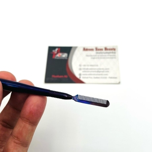 Outil de levage de cils en acier inoxydable violet réutilisable avec logo personnalisé Peignes de levage de cils durables avec logo personnalisé - Product Image 2