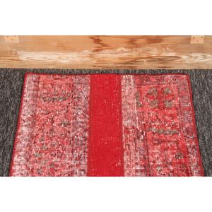 Alfombra Vintage de Patchwork de 1.8x2.8 pies, Alfombra Turca, Alfombra Geométrica Roja - Product Image 2