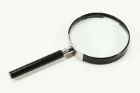 Loupe classique en métal, accessoire adapté à la maison, au bureau, à la table d'étude et à l'affichage décoratif