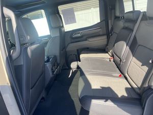 Gran Oferta: Chevrolet Silverado Usado en Excelentes Condiciones - Product Image 4