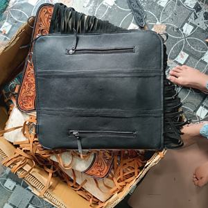 กระเป๋าคลัทช์หนังวัวสไตล์โบฮีเมียนของผู้หญิงคอลเลกชันฤดูใบไม้ร่วงที่ไม่ซ้ำใครดีไซน์ - Product Image 5