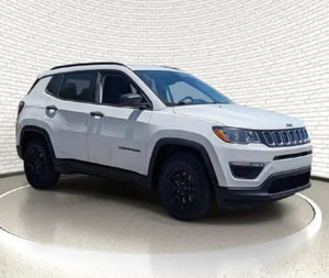 Jeep Compass Latitude FWD 2.4L I4 6 vitesses automatique Aisin - Occasion 2018 - PRÊT À ÊTRE EXPÉDIÉ - Product Image 1