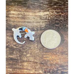 Broche Navajo Hecho a Mano con Incrustaciones de Plata de Ley y Piedras Multicolores, Diseño de Lagarto, Accesorio de Regalo - Product Image 3