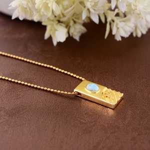 Nouvel Arrivage Collier Minimaliste Géométrique en Larimar, Pendentif en Laiton avec Pierre Précieuse, Bijoux Délicats Plaqué Or 18 carats pour Femme, Vente en Gros/OEM/ODM - Product Image 6