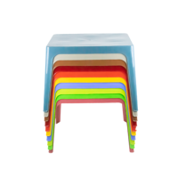 Stapelbarer Leichter Langlebiger Wasserdichter Outdoor-Kinderschreibtisch aus Kunststoff mit Modernem Design für Schule & Krankenhaus