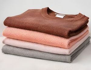 T-shirt en coton gaufré surdimensionné pour homme, fabricant OEM, 240 GSM, poids lourd, épaules tombantes, style streetwear, t-shirt à empiècements - Product Image 3