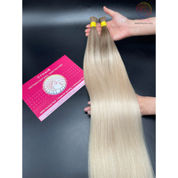 Vendeur en vrac de cheveux humains Style droit naturel couleur platine enracinée 100% cheveux crus vietnamiens non traités en vrac