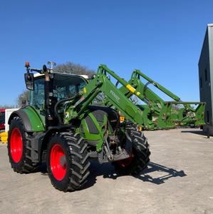 Tractor Fendt Avanzado de 160HP 4WD con Motor Deutz, Caja de Cambios y Bomba para Agricultura de Precisión y Alta Productividad - Product Image 1