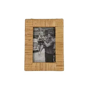 Cadre photo rustique en bois de style bambou tissé à la main, décoration murale vintage pour la maison - Product Image 1