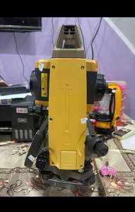 Estación total Topcon GM-52 serie, disponible para la venta en buen estado - Product Image 3