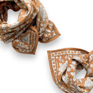 Pañuelos Cuadrados Personalizados Hechos a Mano al por Mayor, Bandanas Multicolores de Algodón Digital con Diseño Paisley, Nuevo Diseño, Agradable al Tacto - Product Image 4