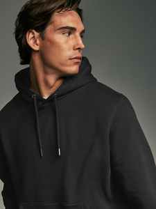 เสื้อฮู้ดเข้ารูปผู้ชายสีดำ - Product Image 4