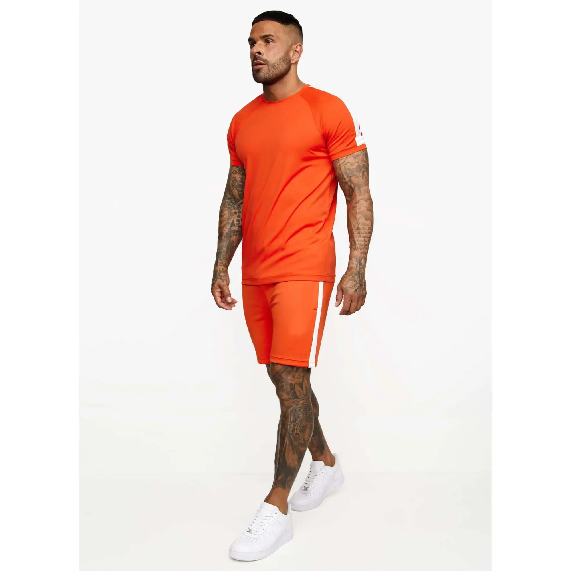 100% Polyester Slim Fit Kurzarm Kurzarm Rundhals ausschnitt Grundlegende Sicherheit Orange Poly Twinset T-Shirts und Shorts Set