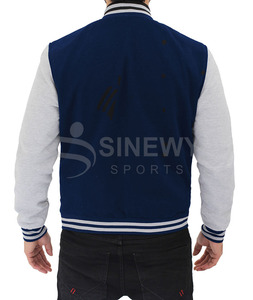 Chaqueta Varsity Personalizada Estilo Urbano con Cuello Alto y Parches de Logotipo Bordados y Letras - Product Image 2