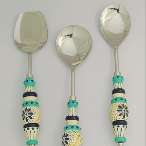 Cuillère à mélanger pour thé et café, couleur argent, en acier inoxydable plaqué, avec émail, long manche, cuillère à dessert, mariage, Inde, lot de 3 pièces - Product Image 1