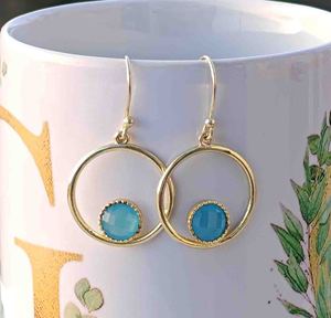 Boucle d'oreille pendante minimaliste en calcédoine bleu ciel légère plaquée or 18 carats bijoux en pierres précieuses bohèmes pour femmes boucle d'oreille en laiton - Product Image 5