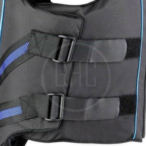 Chaleco de Equitación Duradero de Alta Calidad, Hecho de Nailon y Poliéster, Cómodo y Ligero, Hecho en Pakistán - Product Image 6