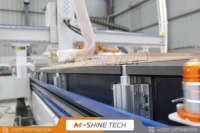 Routeur CNC à tête pivotante Jinan M-shine 1325 pour la sculpture sur bois 3D et la fabrication de meubles