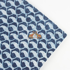 Nueva Tela Estampada en Bloque con Diseño Floral, 100% Algodón Orgánico, para Ropa de Cama - Product Image 4