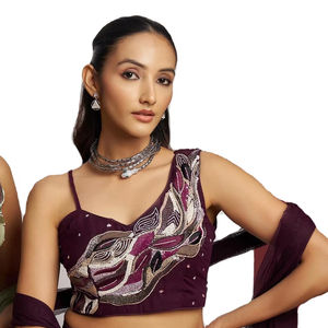 Lehenga Choli traditionnel pour femmes de haute qualité, fait à la main par des designers, en polyester recyclé, pour les occasions de mariage et de fête - Product Image 1