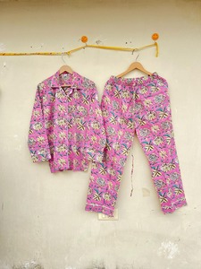 Conjuntos de pijamas con estampado floral, conjunto de pijamas de algodón indio, conjunto de pijama, ropa de dormir, vestido bohemio, regalos para ella, vestido de mujer - Product Image 3