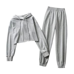 Chándal de invierno cálido de forro polar corto con capucha para mujer, el último modelo 2026 al por mayor, chándal deportivo de spandex para mujer - Product Image 6