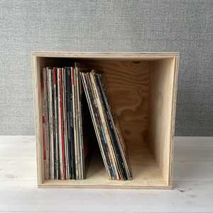 CAJA DE ALMACENAMIENTO DECORATIVA CUBED para una elegante organización de discos - Product Image 3