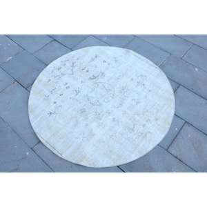 Tapis turc vintage 3,9x3,9 pieds, tapis rond, tapis en laine blanc gris à motifs floraux - Product Image 2