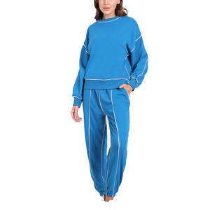 Conjunto de chándal de entrenamiento ajustado para mujer al mejor precio, ropa informal con logotipo personalizado y características de la temporada de invierno - Product Image 1