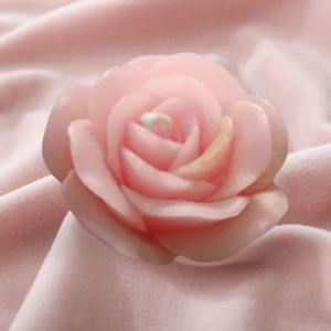 Romantic Handmade Flower <b>Candle</b> Camellia <b>Rose</b> <b>Scented</b> Wax for Decoration & Gifts <b>Rose</b>-Shaped <b>Scented</b> Wax <b>Candle</b> - Product Image 1