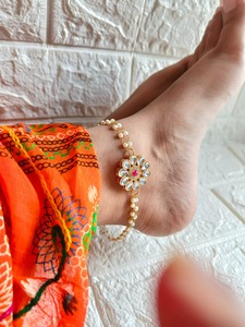 Conjunto combinado ajustable, pulsera Kundan, tobillera, anillo, recuerdo de fiesta de boda, Sangeet Mehendi Haldi Navratri, conjunto de joyería de regalos - Product Image 4