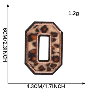 Vente en gros Presse à chaud Chenille patchs Alphabet 26 pièces ensemble fer sur broderie floue Chenille lettre initiale patchs pour chemise - Product Image 5