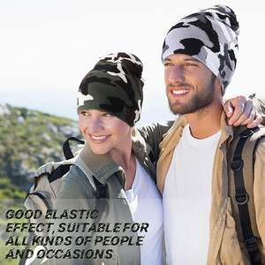 Bonnets tricotés en acrylique graphique double face pour hommes et femmes - Product Image 5