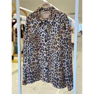 Camisa Klohe de Popelina con Estampado de Leopardo, Colección 3400 - Product Image 2