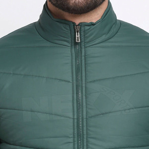 Servicio OEM, Chaqueta Acolchada para Hombre de Alta Calidad, Impermeable, Transpirable, Cuello Alto, Estilo Urbano, con Patrón de Letras - Product Image 6