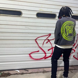 Personalizado pesado 100% algodón desgastado Vintage ácido lavado para hombre pesado 300 Gsm camiseta gráfica recortada Boxy camiseta de gran tamaño - Product Image 6