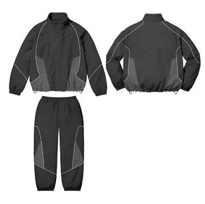 Chándal de nailon personalizado para hombre: conjunto de ropa deportiva ligero y resistente al agua de 2 piezas con Sudadera con capucha y chándal cortavientos para correr - Product Image 6