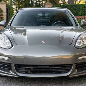 2024 pour Panamera Edition Premium Package Plus, conduite à gauche, sièges en cuir, 5 places, phares au xénon, caméra de recul, écran tactile - Product Image 1