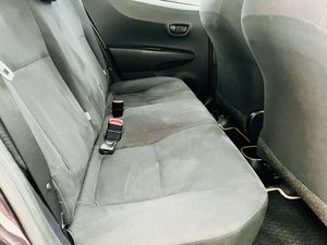 TOYOTA YARIS USADO 2014 CON VOLANTE A LA IZQUIERDA/DERECHA - Product Image 5