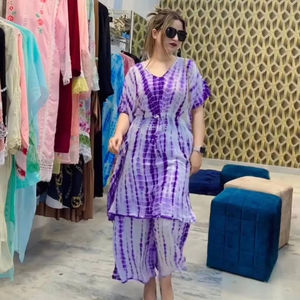 Trending Ligero Púrpura Impresión digital Kaftan Palazzo Suit Georgette Indian Pakistani Women's Party Wear - Product Image 1