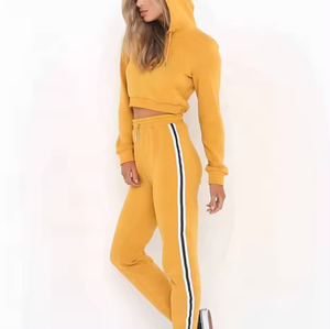 Ensemble de survêtement décontracté 2 pièces pour femme, couleur unie, printemps, écologique, léger, avec sweat à capuche et sweat-shirt personnalisables - Product Image 2