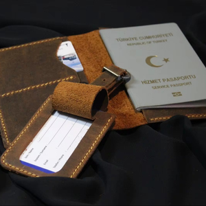 กระเป๋าสตางค์เดินทางแบบ LPT-0083หนังหรูหราสำหรับใส่หนังสือเดินทางป้ายกระเป๋าเดินทางทันสมัยป้ายชื่อที่ใส่เอกสารการเดินทางแบบกำหนดเองได้ - Product Image 1