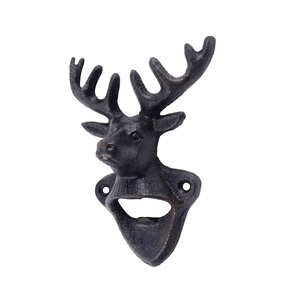 Ouvre-bouteille en fonte mural durable avec finition rustique décorative, parfait pour les cuisines de ferme et les bars extérieurs - Product Image 6