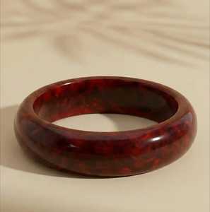 MN Exports <b>Red</b> Resin Bangle for Women Gift Islamic Elegant Round Design Smooth Polished Finish Fashion Jewelry Accessory - Product Image 1