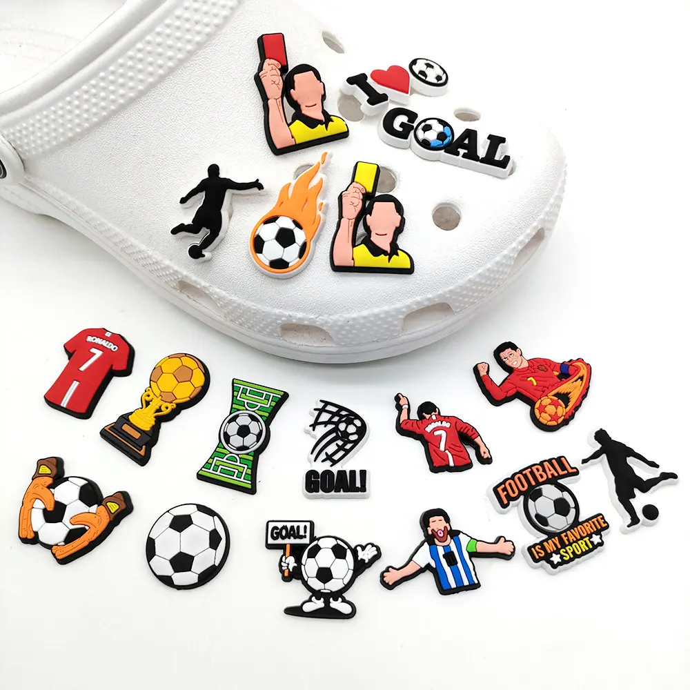 Bhc Oem/odm decorazioni per scarpe Charms per Croc Bulk Designer all'ingrosso Messi Soccer Sport Football Croc Charms Jibbitzed