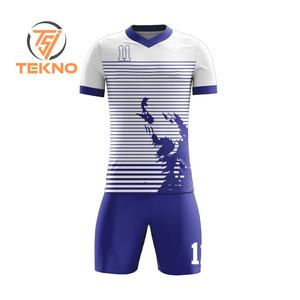 Personnalisable Nouvelle Arrivée Haute Vente 100% Polyester Maillots De Football avec Chaussettes Logo Personnalisé OEM ODM Service En Gros Vêtements De Sport - Product Image 2