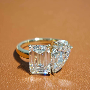 Bague tendance pour femme Toi Moi en or 18 carats plaqué or, diamant de culture blanc poire radiant, certifié IGI, pour soirée, mariage - Product Image 1